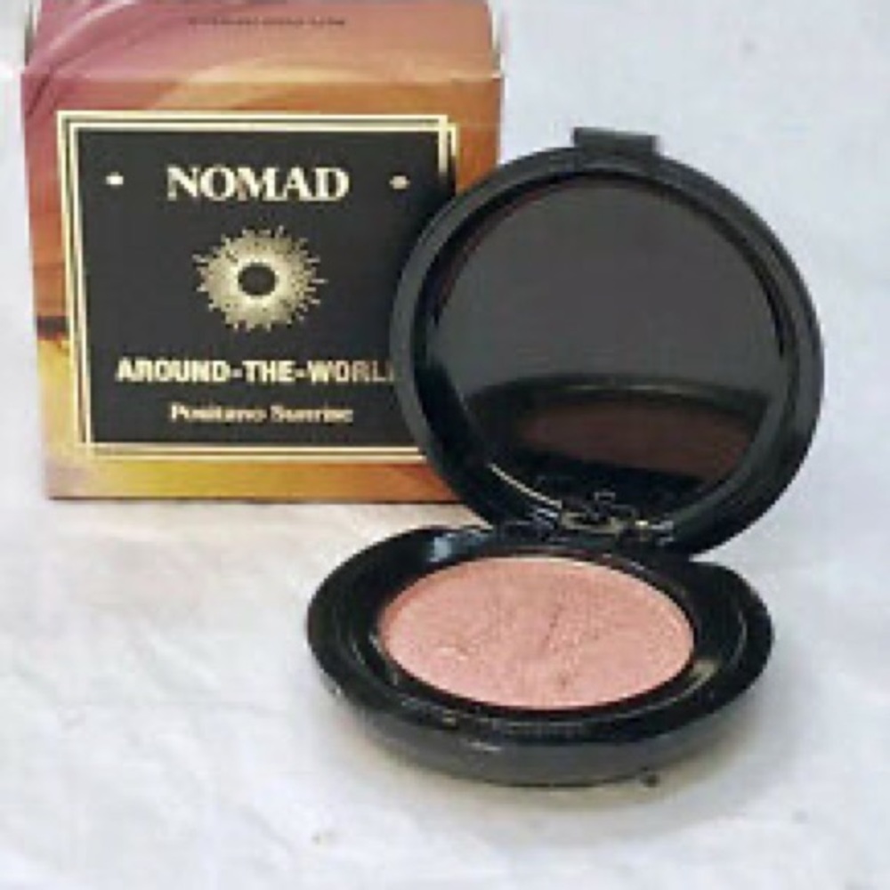 Nomad Around The World Light Infusion Powder New
